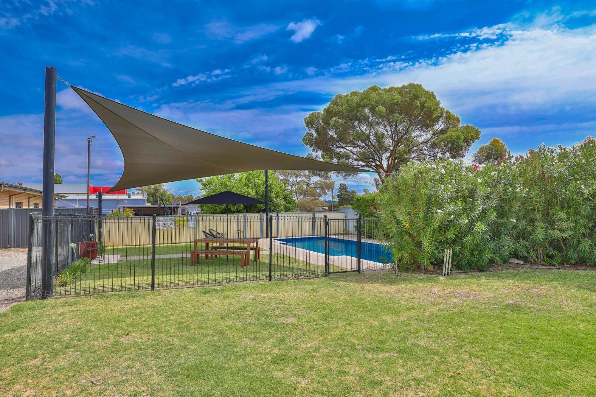 Robinvale Bridge Motel Eksteriør bilde